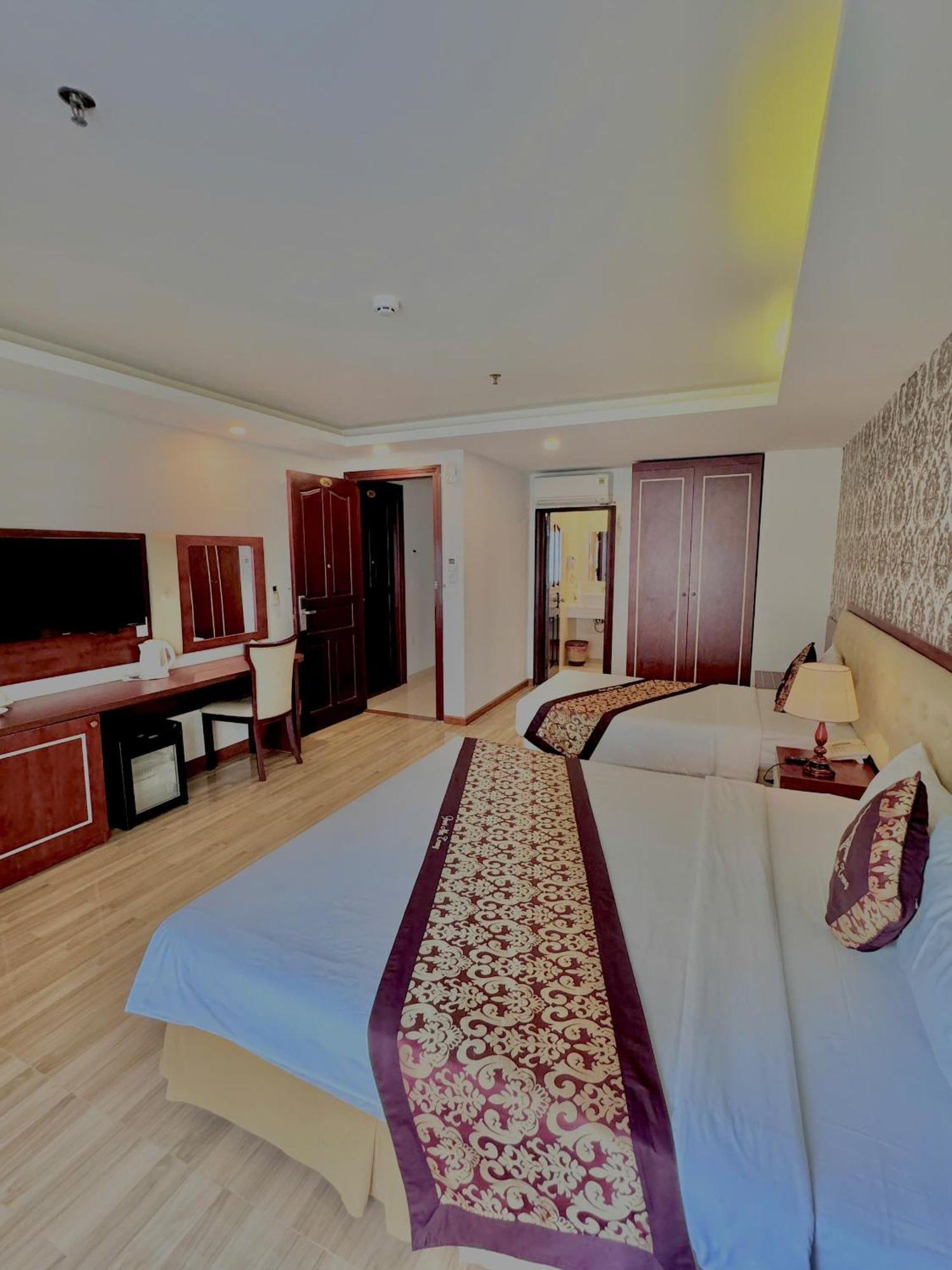 Hotel Paris Luxury & Nha Trang